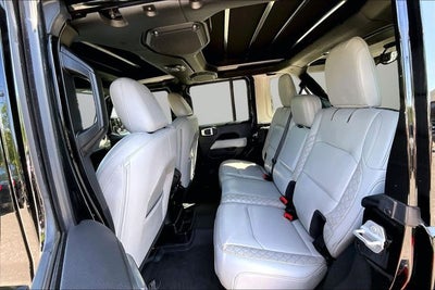 2022 Jeep Wrangler Unlimited Sahara High Altitude