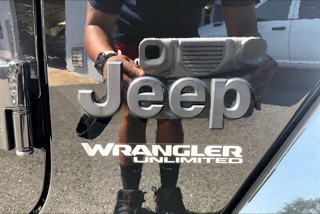 2022 Jeep Wrangler Unlimited Sahara High Altitude
