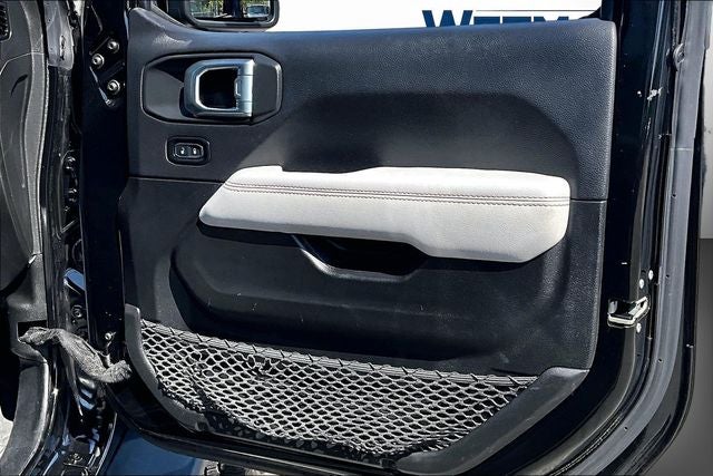 2022 Jeep Wrangler Unlimited Sahara High Altitude
