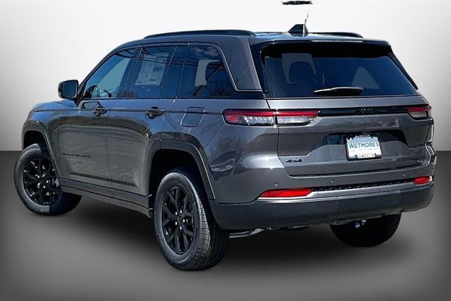 2026 Jeep Grand Cherokee Laredo Altitude
