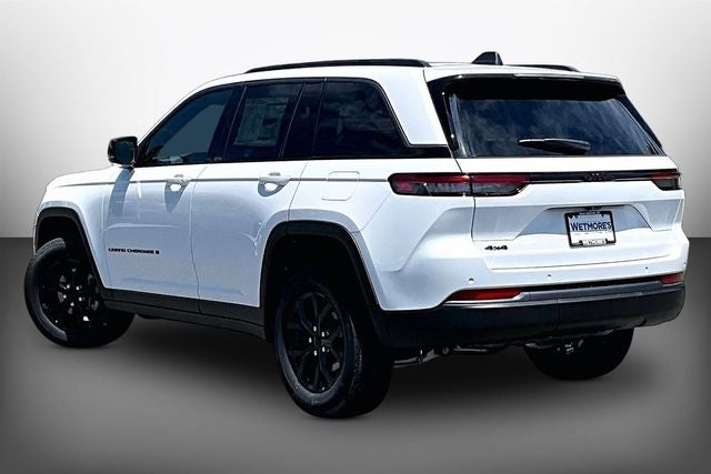 2026 Jeep Grand Cherokee Laredo Altitude