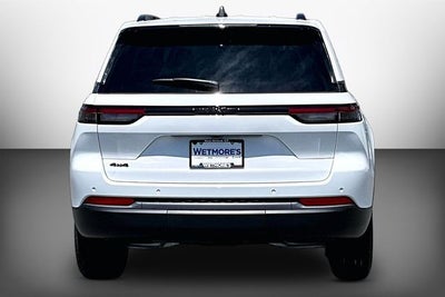 2026 Jeep Grand Cherokee Laredo Altitude