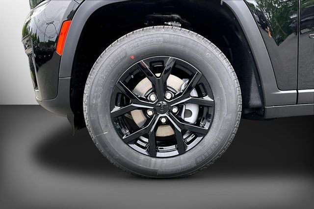 2026 Jeep Grand Cherokee Altitude
