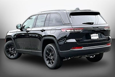 2026 Jeep Grand Cherokee Altitude