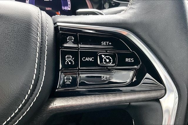 2022 Jeep Grand Cherokee Overland