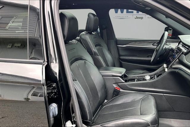 2022 Jeep Grand Cherokee Overland