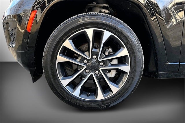 2022 Jeep Grand Cherokee Overland