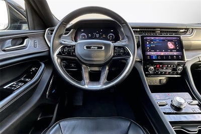 2022 Jeep Grand Cherokee Overland