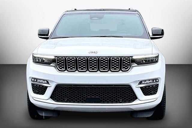 2022 Jeep Grand Cherokee Summit