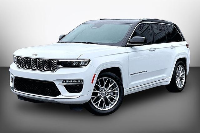 2022 Jeep Grand Cherokee Summit