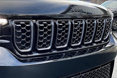 2025 Jeep Grand Cherokee Summit