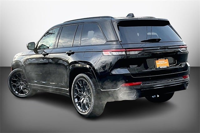2025 Jeep Grand Cherokee Summit