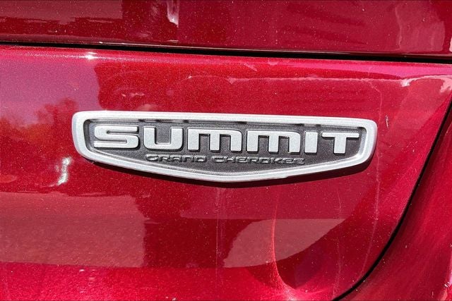 2026 Jeep Grand Cherokee Summit
