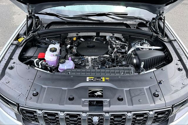 2026 Jeep Grand Cherokee L 85th Anniversary Edition