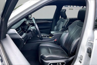 2022 Jeep Grand Cherokee L Overland