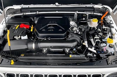 2025 Jeep Wrangler Sahara 4xe