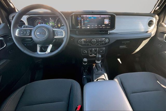 2025 Jeep Wrangler Sahara 4xe