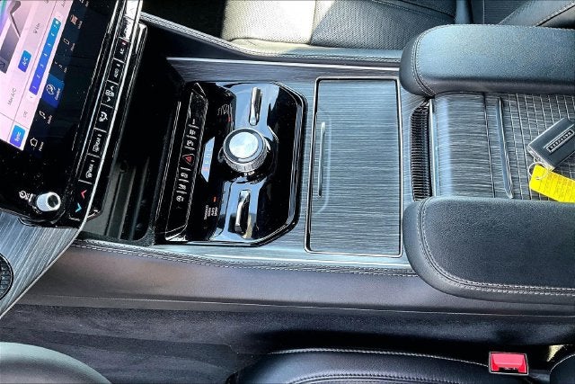 2024 Jeep Wagoneer L Series III