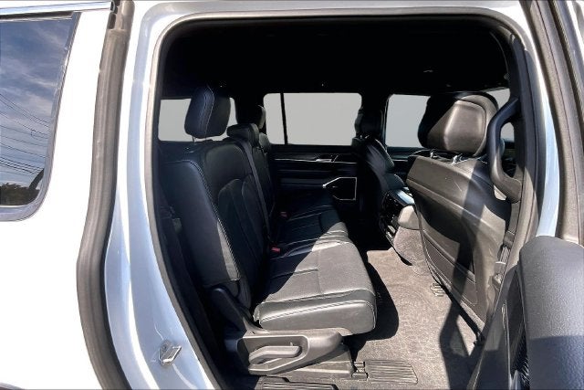2024 Jeep Wagoneer L Series III