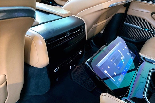 2024 Jeep Grand Wagoneer Series III