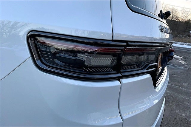 2024 Jeep Grand Wagoneer Series III