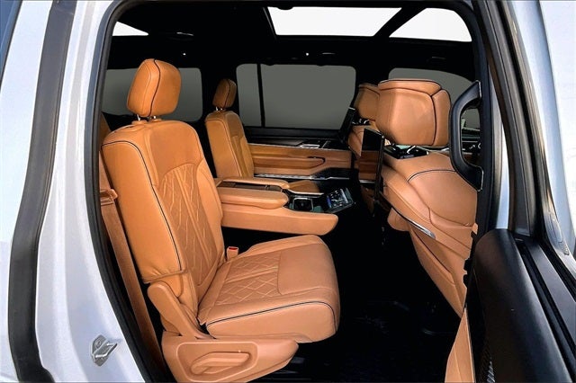 2024 Jeep Grand Wagoneer Series III