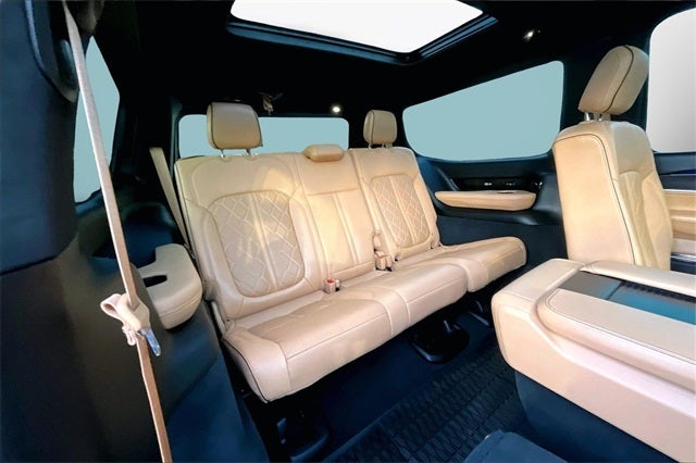 2024 Jeep Grand Wagoneer Series III