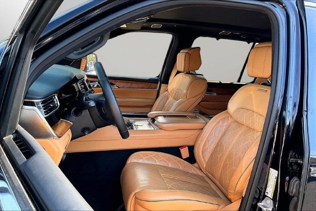 2023 Jeep Grand Wagoneer Series III
