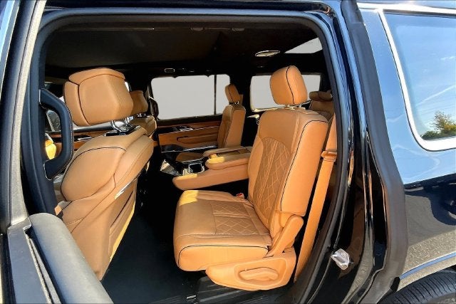 2023 Jeep Grand Wagoneer Series III