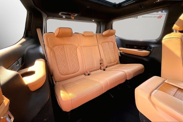 2023 Jeep Grand Wagoneer Series III