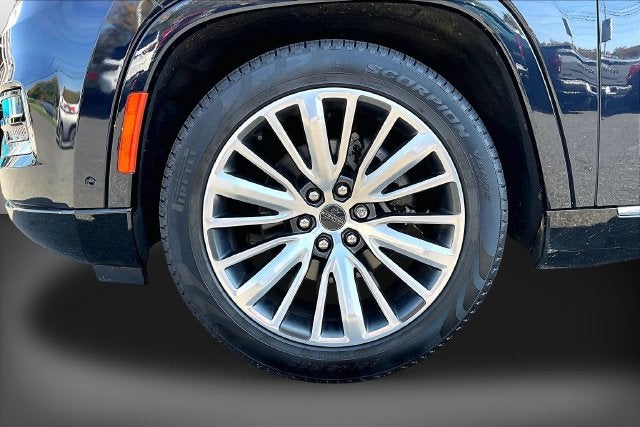 2023 Jeep Grand Wagoneer Series III