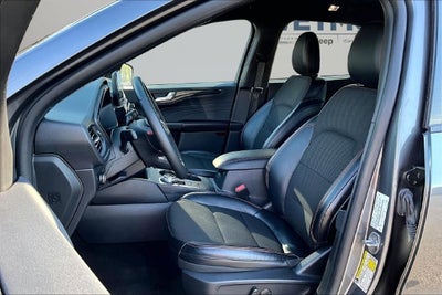 2025 Ford Escape ST-Line Select