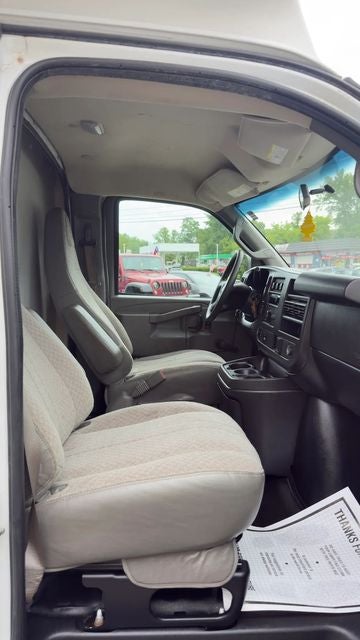 2017 Chevrolet Express 3500 Work Van Cutaway