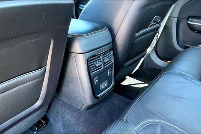 2023 Chrysler 300 C