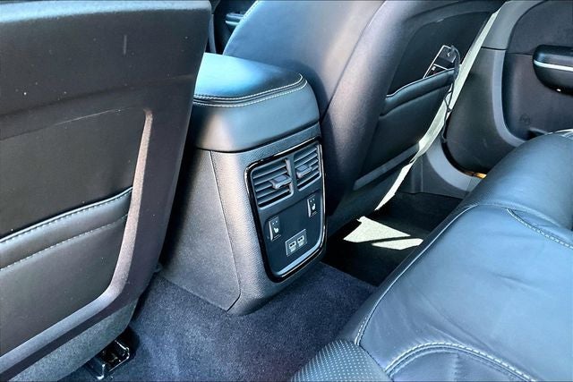 2023 Chrysler 300 C