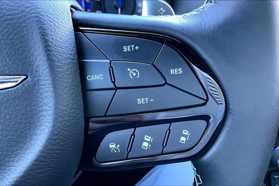 2023 Chrysler 300 C