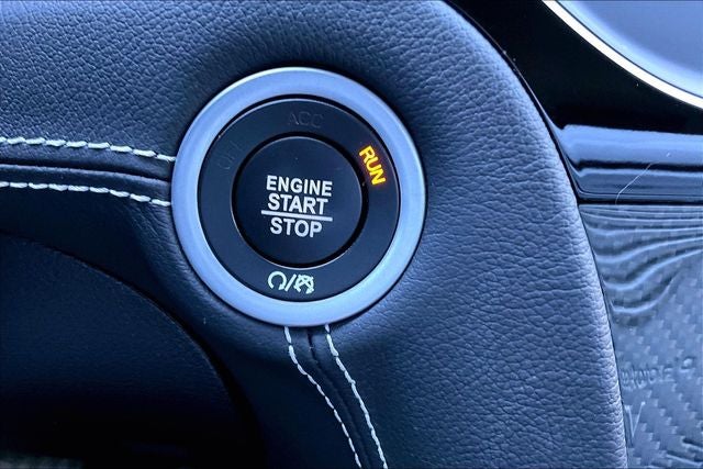2023 Chrysler 300 C