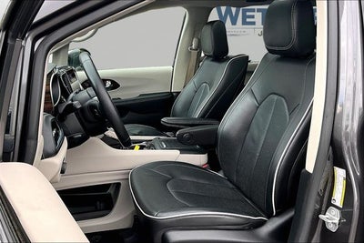2021 Chrysler Pacifica Hybrid Limited