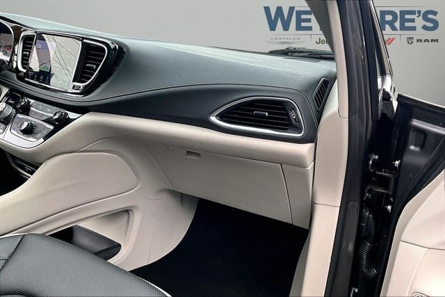 2021 Chrysler Pacifica Hybrid Limited