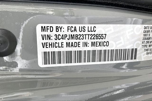 2026 Jeep Cherokee Laredo