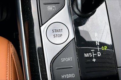 2022 BMW 3 Series 330e xDrive