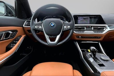 2022 BMW 3 Series 330e xDrive