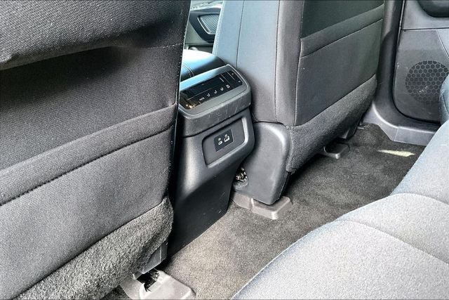 2022 Nissan Pathfinder S