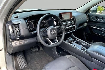 2022 Nissan Pathfinder S