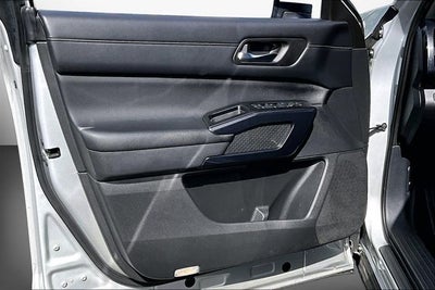 2022 Nissan Pathfinder S