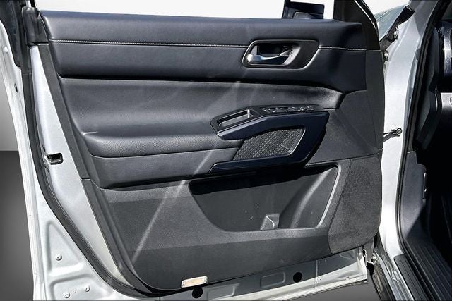 2022 Nissan Pathfinder S