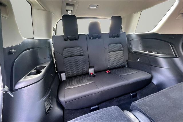 2022 Nissan Pathfinder S