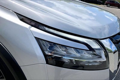 2022 Nissan Pathfinder S