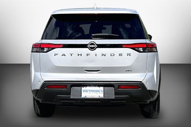 2022 Nissan Pathfinder S