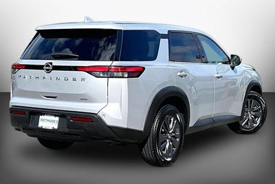 2022 Nissan Pathfinder S